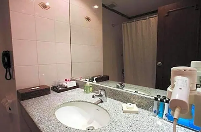 Hotel St. 3*
