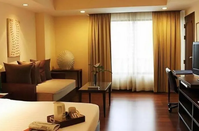 St. Hotel Bangkok