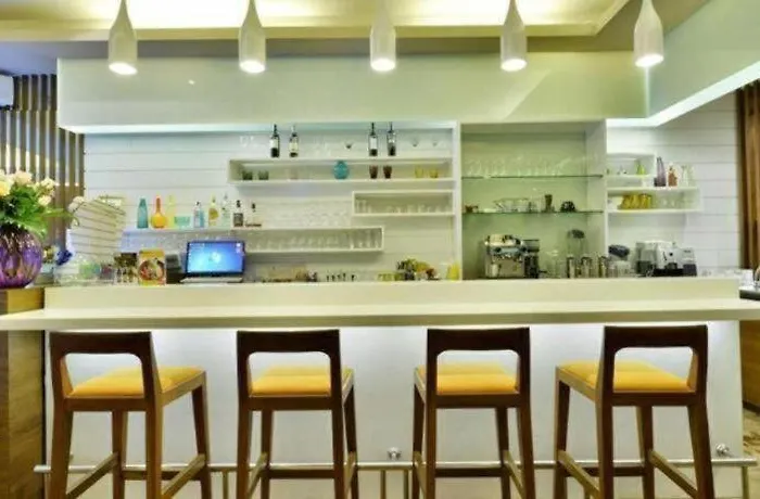 St. Hotel 3*