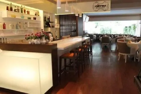 St. 호텔 3*